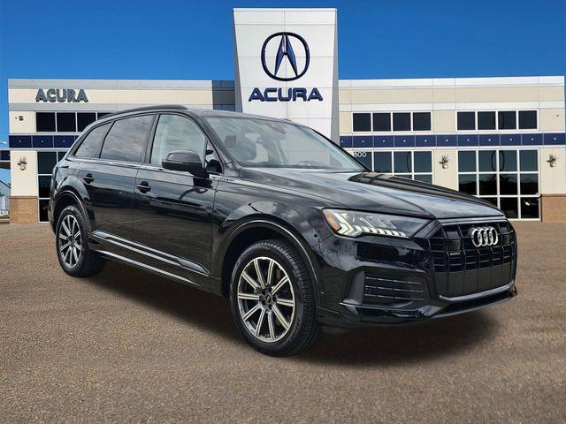 used 2024 Audi Q7 car, priced at $49,716