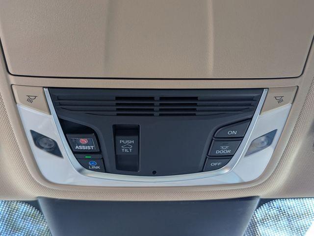 used 2025 Acura TLX car, priced at $40,592