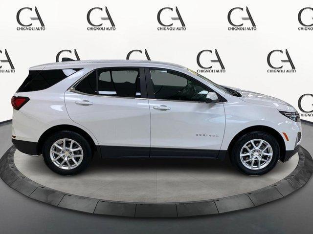 used 2022 Chevrolet Equinox car, priced at $25,000