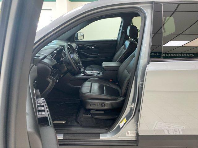used 2023 Chevrolet Traverse car, priced at $36,200