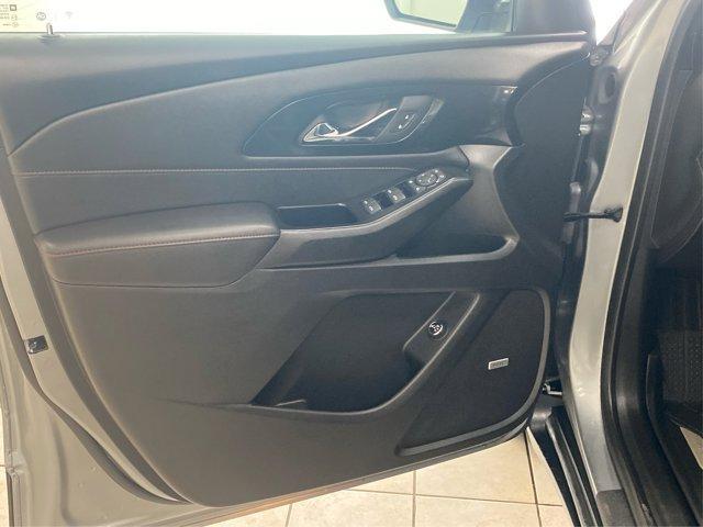 used 2023 Chevrolet Traverse car, priced at $36,200