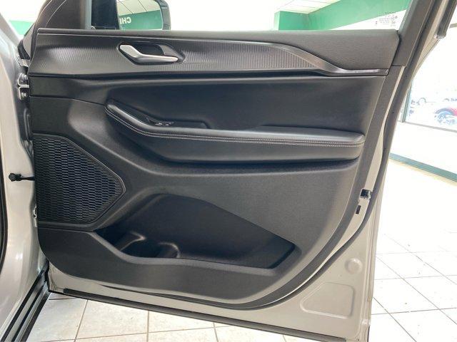 used 2024 Jeep Grand Cherokee car, priced at $39,000