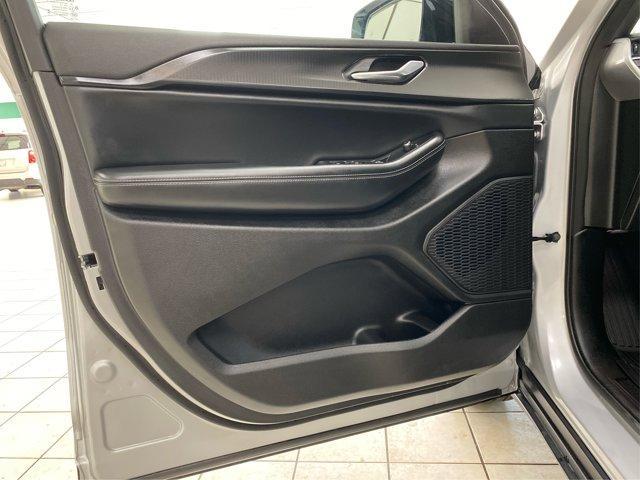used 2024 Jeep Grand Cherokee car, priced at $39,000