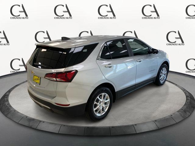 used 2022 Chevrolet Equinox car, priced at $25,000