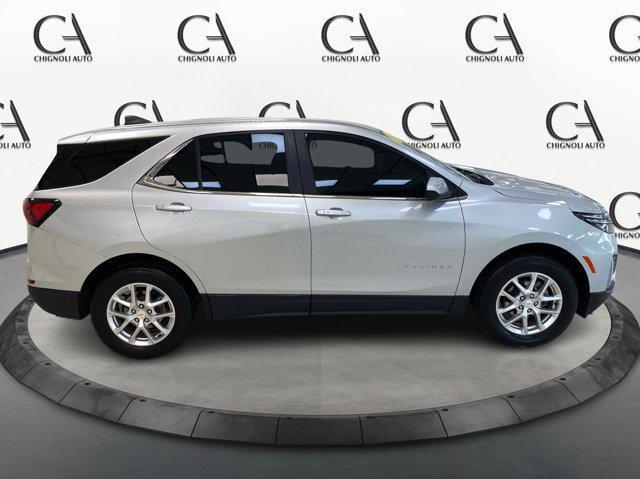 used 2022 Chevrolet Equinox car, priced at $24,000