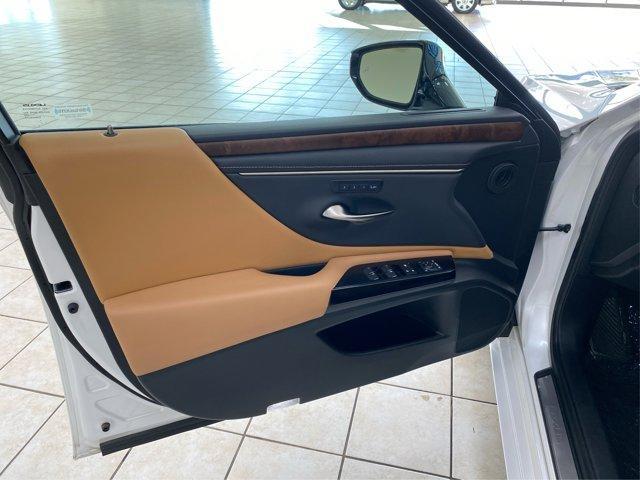 used 2022 Lexus ES 250 car, priced at $35,000