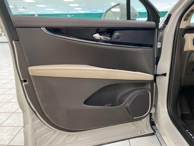 used 2023 Lincoln Nautilus car, priced at $42,000