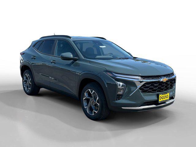 new 2025 Chevrolet Trax car, priced at $24,985