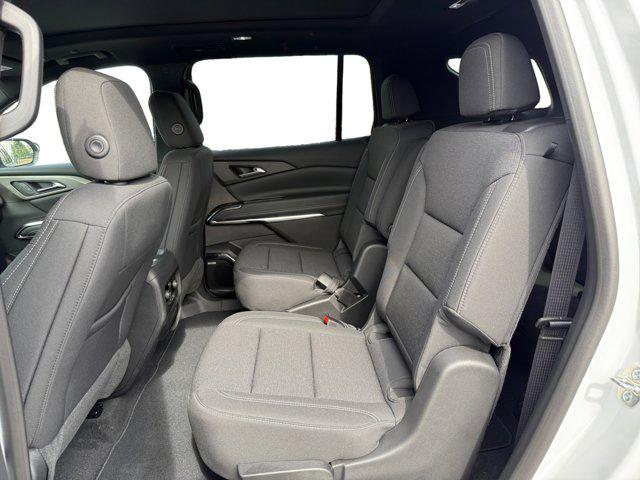 new 2025 Chevrolet Traverse car, priced at $51,030