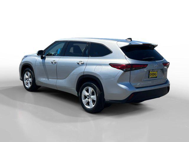 used 2022 Toyota Highlander car, priced at $29,858