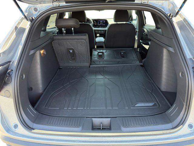 new 2025 Chevrolet Trax car, priced at $24,140
