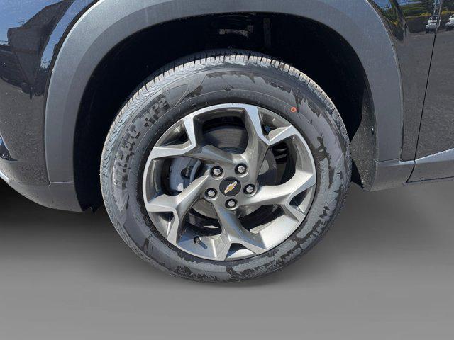 new 2025 Chevrolet Trax car, priced at $24,985
