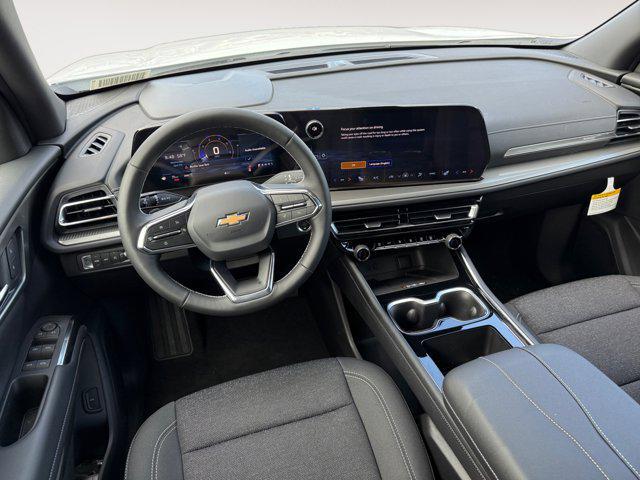 new 2025 Chevrolet Traverse car, priced at $44,095