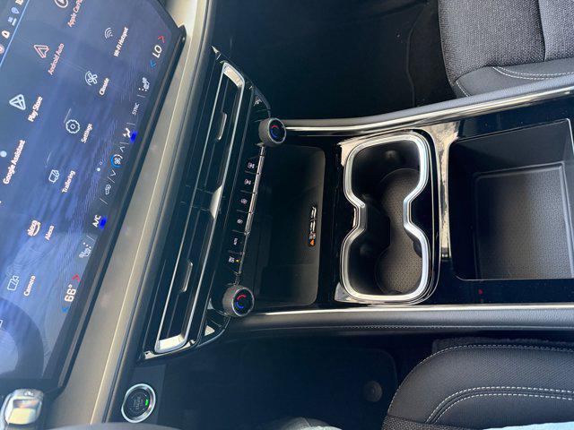 new 2025 Chevrolet Traverse car, priced at $47,375