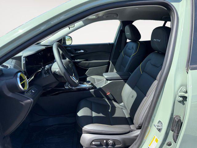 new 2025 Chevrolet Trax car, priced at $25,645
