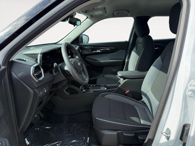 new 2025 Chevrolet TrailBlazer car, priced at $25,895