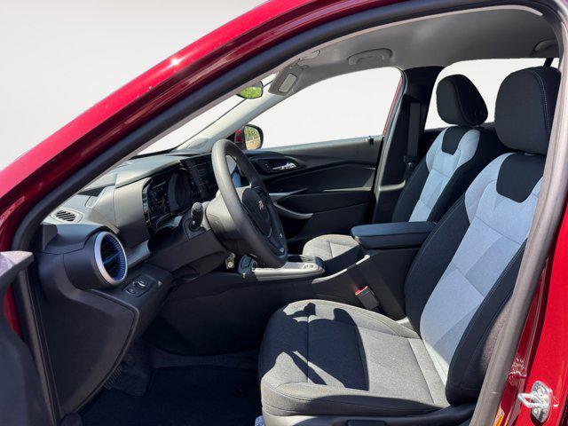 new 2025 Chevrolet Trax car, priced at $22,785
