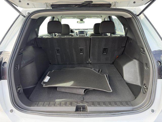 used 2022 Chevrolet Equinox car, priced at $19,999
