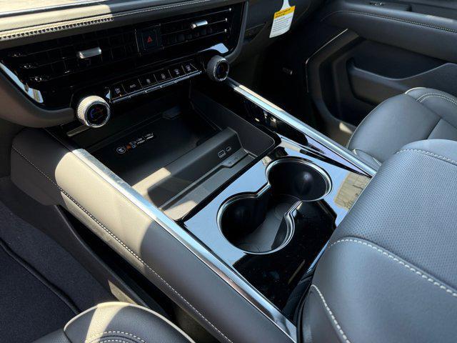 new 2025 Chevrolet Suburban car, priced at $80,795