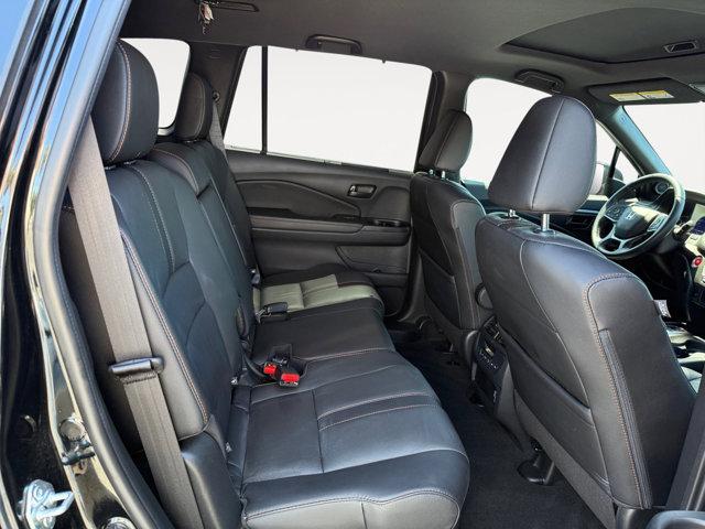 used 2022 Honda Pilot car, priced at $36,178