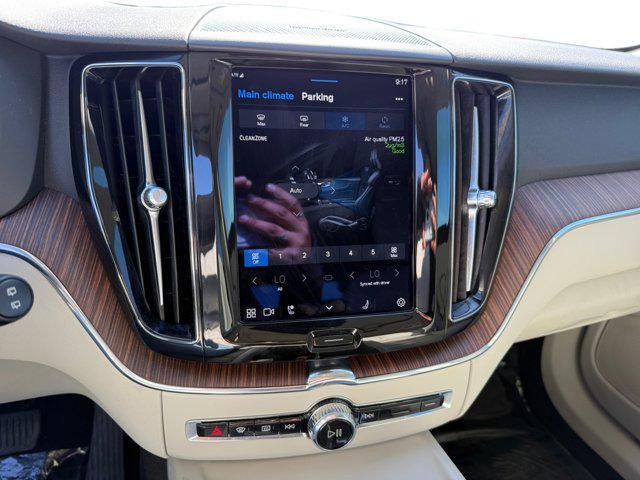 used 2022 Volvo XC60 Recharge Plug-In Hybrid car, priced at $41,898