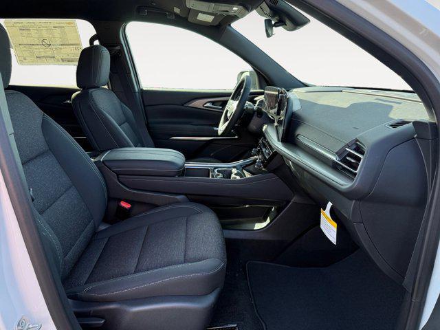 new 2025 Chevrolet Traverse car, priced at $42,095