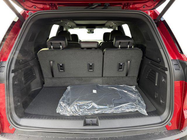 new 2026 Chevrolet Traverse car, priced at $54,015