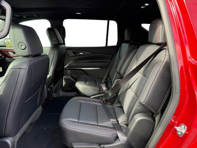 new 2026 Chevrolet Traverse car, priced at $54,015