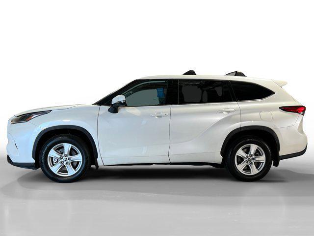 used 2021 Toyota Highlander car, priced at $28,919