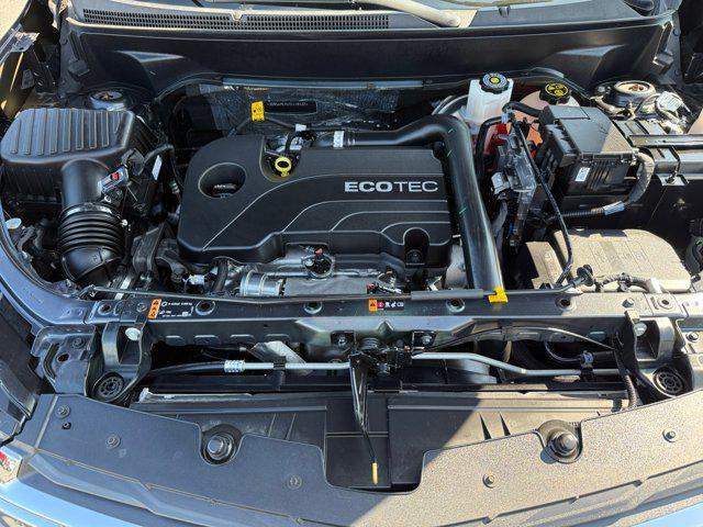 used 2022 Chevrolet Equinox car, priced at $21,328