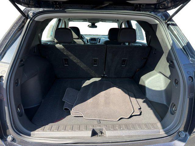 used 2022 Chevrolet Equinox car, priced at $21,328