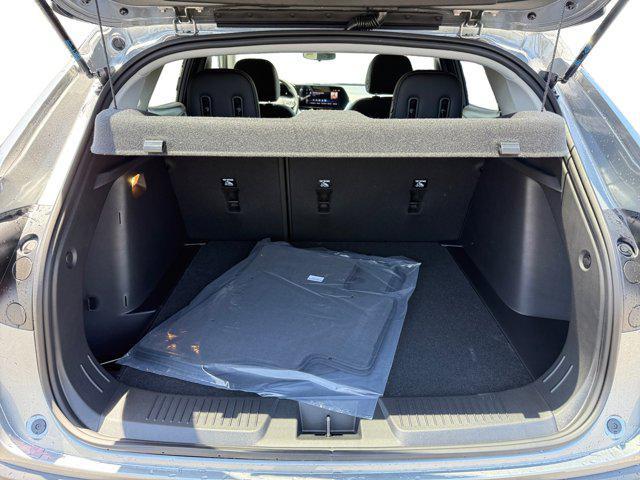 new 2025 Chevrolet Trax car, priced at $23,095