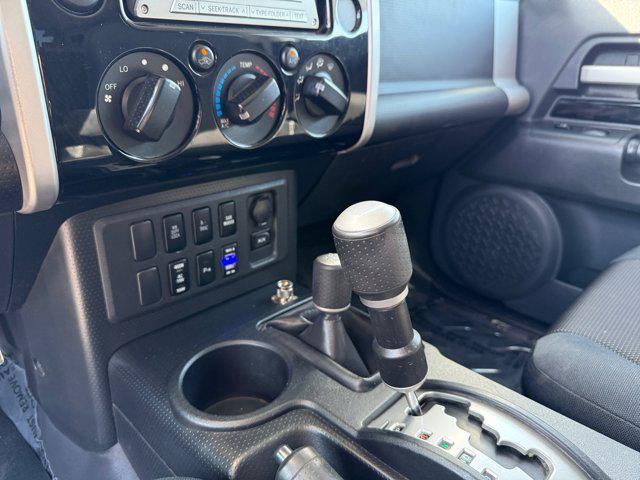 used 2007 Toyota FJ Cruiser car, priced at $14,888
