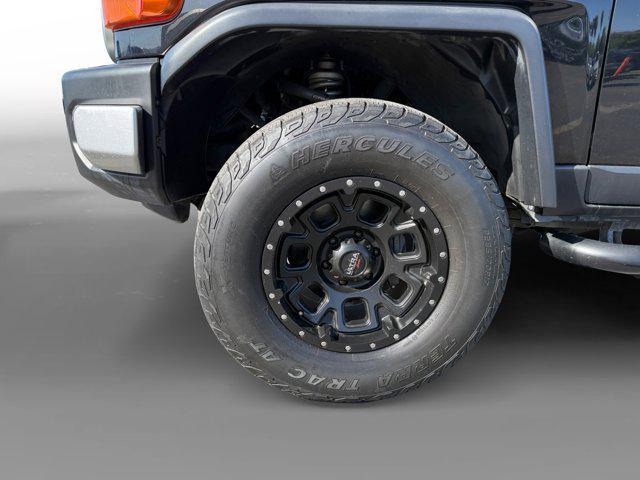 used 2007 Toyota FJ Cruiser car, priced at $14,888