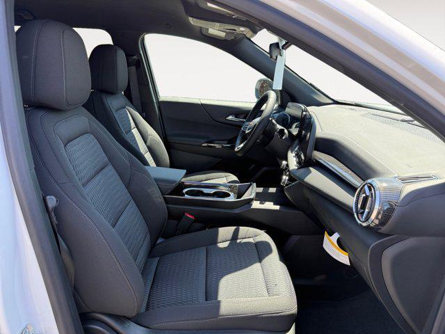 new 2025 Chevrolet Equinox car, priced at $28,495