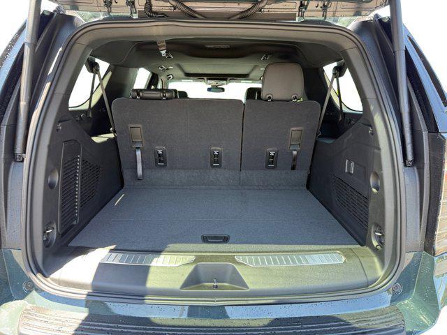 new 2025 Chevrolet Suburban car, priced at $76,680