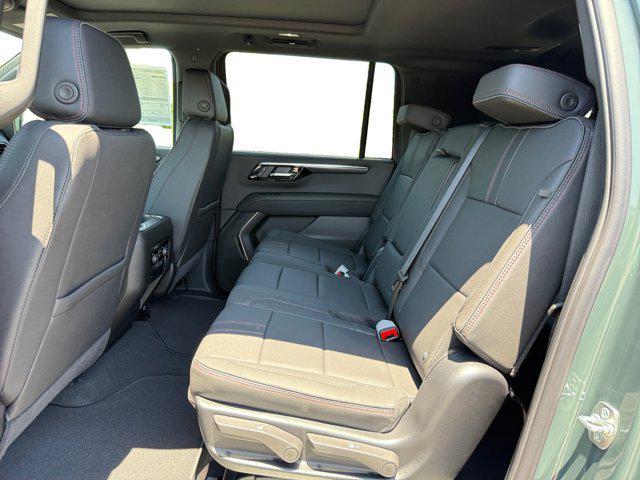 new 2025 Chevrolet Suburban car, priced at $76,680