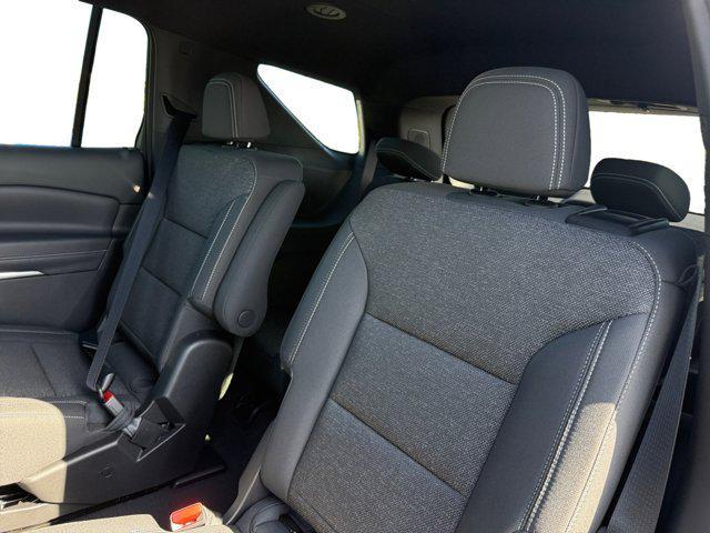 new 2025 Chevrolet Traverse car, priced at $42,195