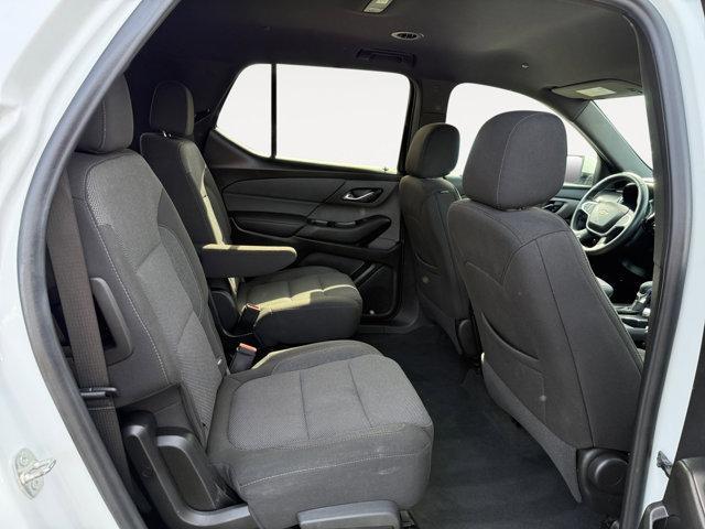used 2023 Chevrolet Traverse car, priced at $27,328