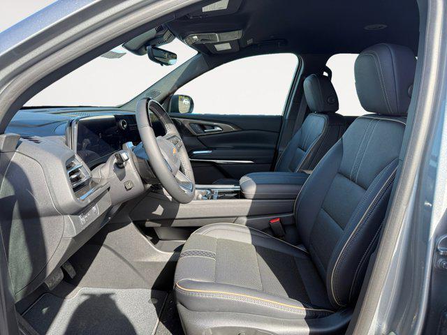 new 2025 Chevrolet Traverse car, priced at $55,195