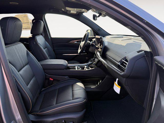 new 2025 Chevrolet Traverse car, priced at $55,195
