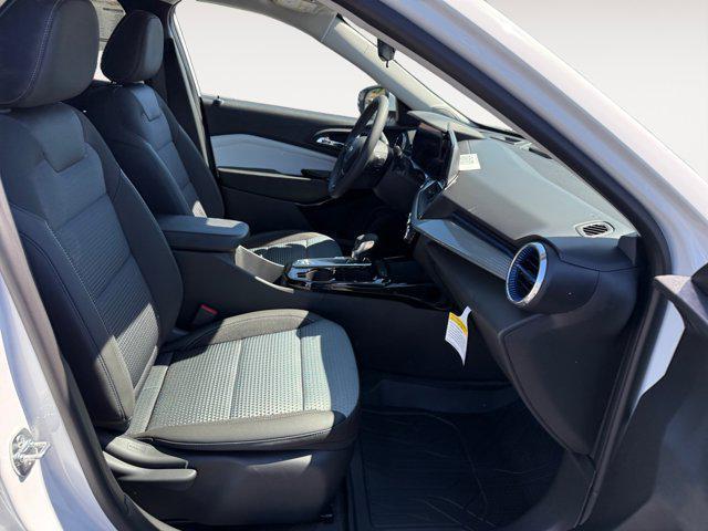 new 2025 Chevrolet Trax car, priced at $22,659