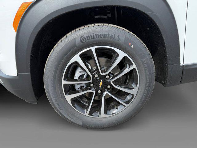 new 2025 Chevrolet TrailBlazer car, priced at $26,380
