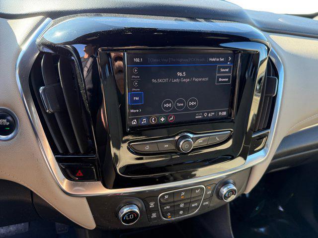 used 2022 Chevrolet Traverse car, priced at $24,988