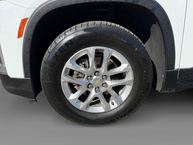 used 2022 Chevrolet Traverse car, priced at $24,988