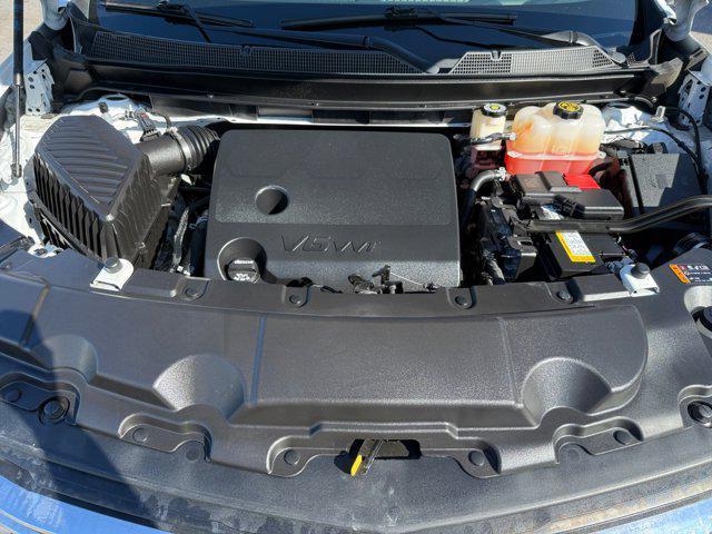 used 2022 Chevrolet Traverse car, priced at $24,988