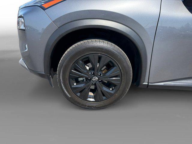 used 2023 Nissan Rogue car, priced at $21,999