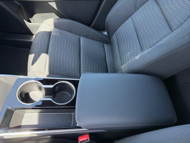 new 2025 Chevrolet Equinox car, priced at $28,495