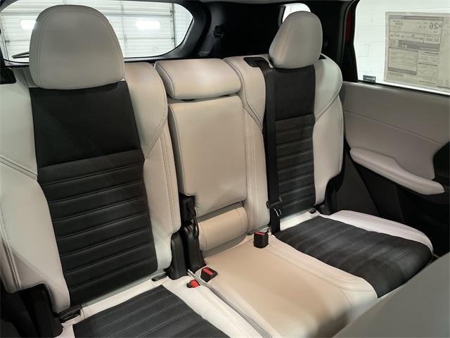 new 2025 Mitsubishi Outlander car, priced at $33,872