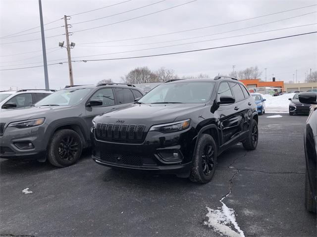 used 2023 Jeep Cherokee car, priced at $23,297